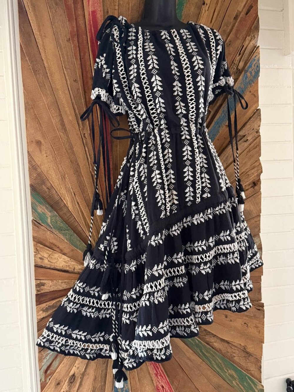 Dodo Bar Or eyelet/embroidered  black/white 100% cotton Dress Sz M sweep